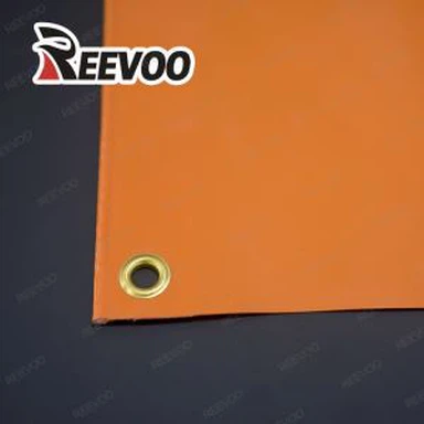 Fehér PVC ponyvaburkolat